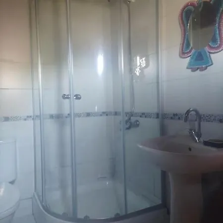 Derman Bahcesi *